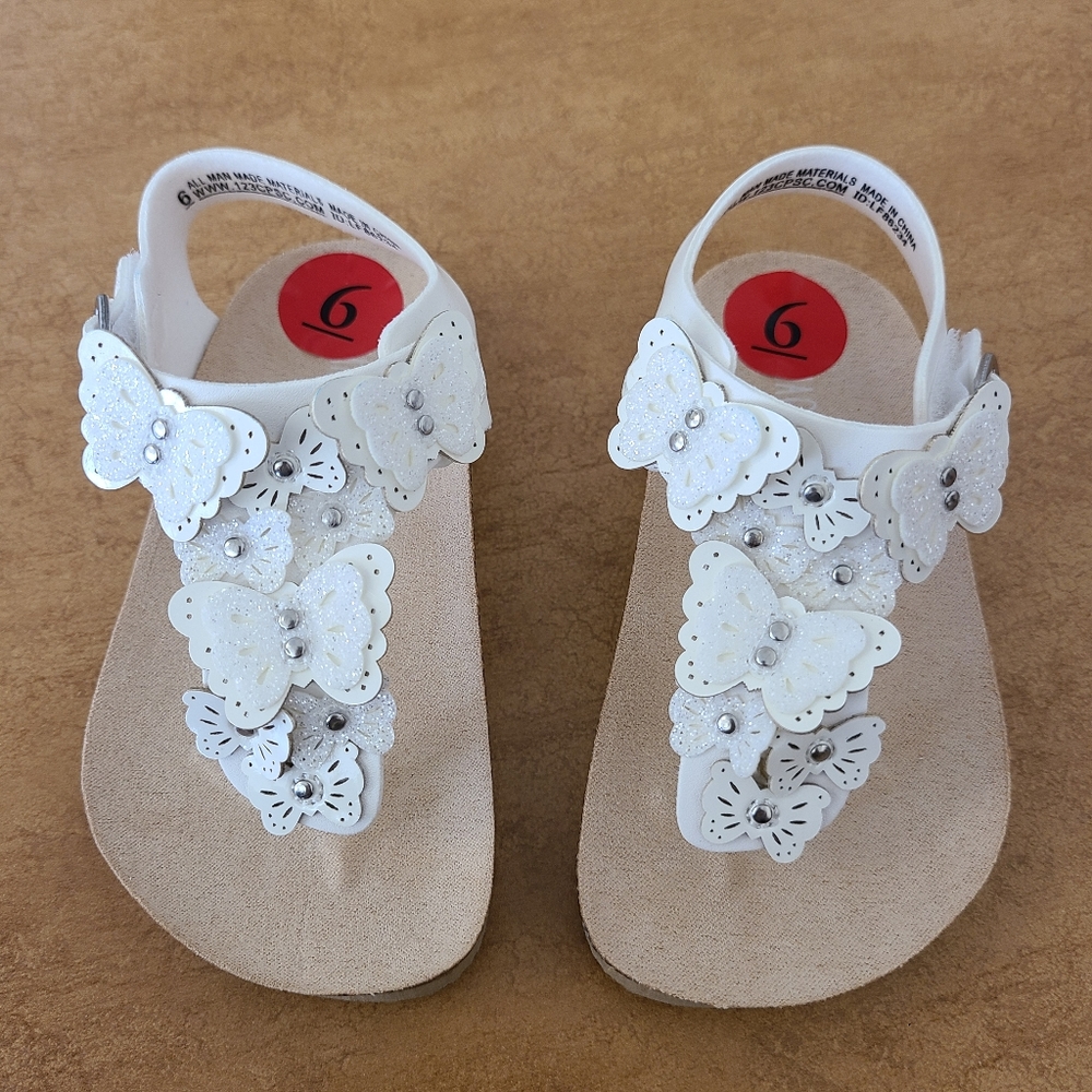 NWOT Maggie & Zoe Toddler Butterfly Sandals